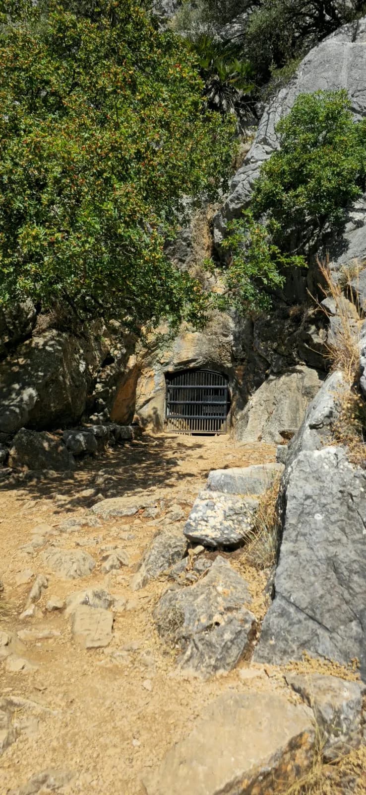 Entrada a la Cueva de la Pileta
